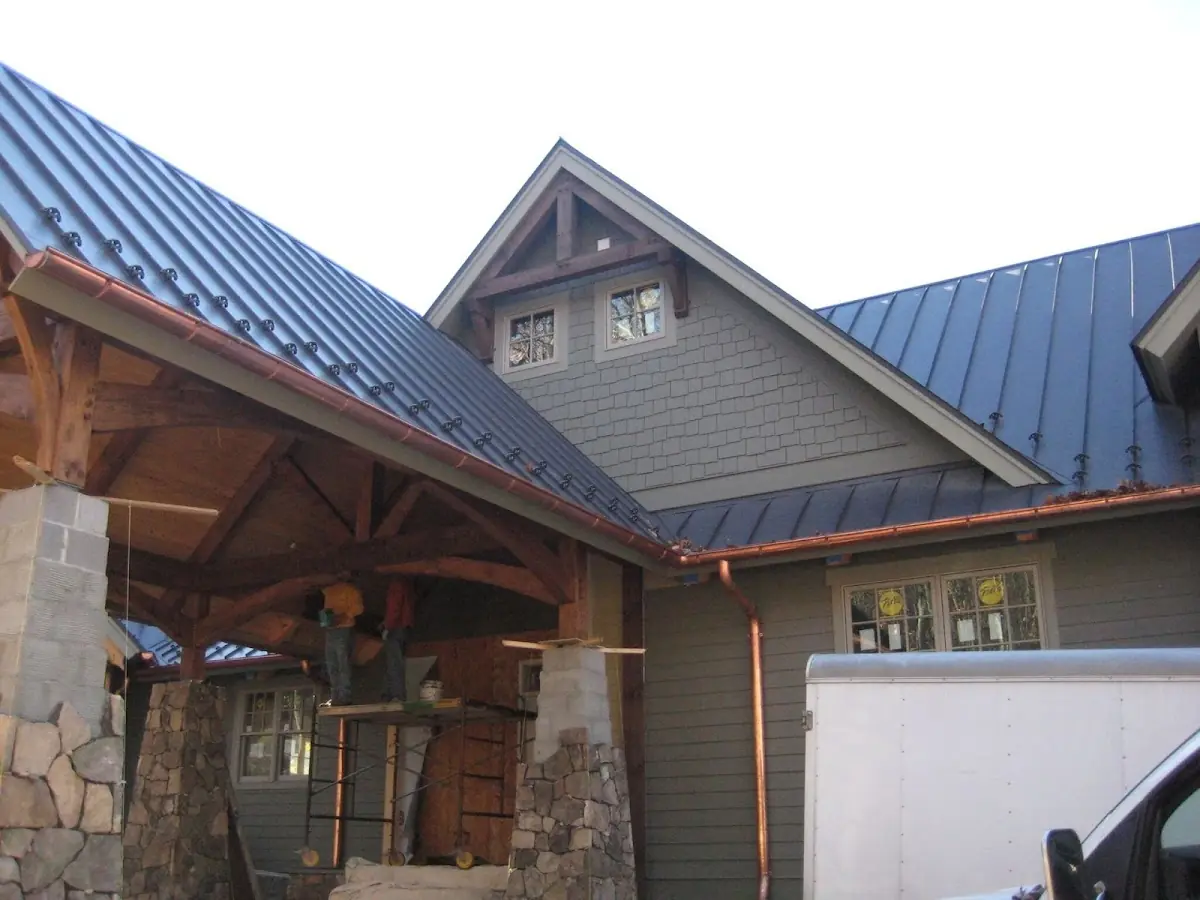 Craftsman Roofing team delivering quality roofing work in Fort Hancock